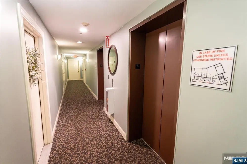 415 Newark Street 5A Hoboken, NJ 07030