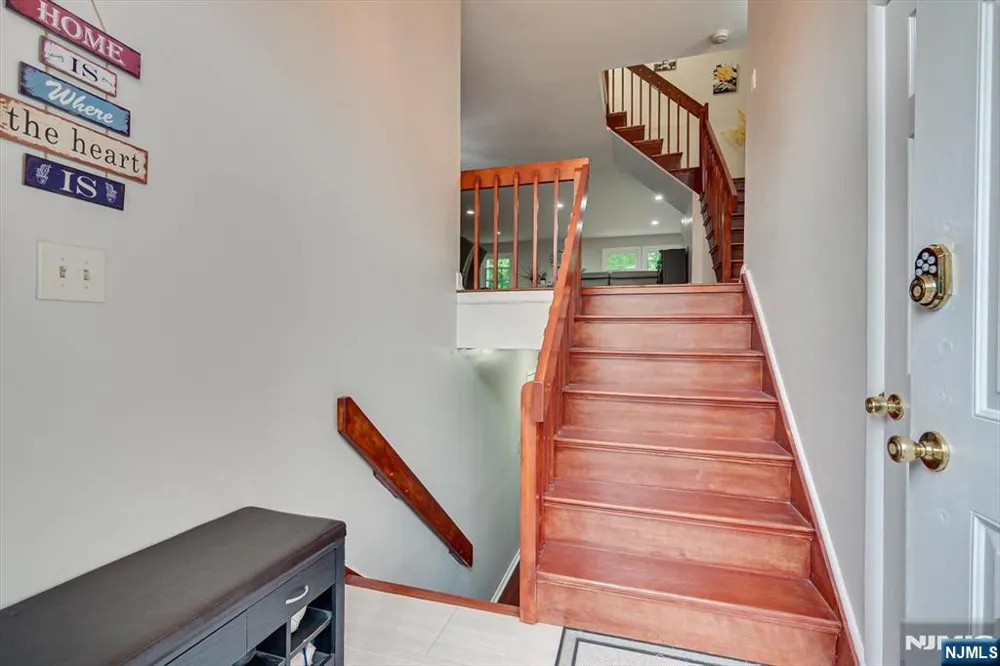 4506 Stonehedge Road 4506 Edison, NJ 08820