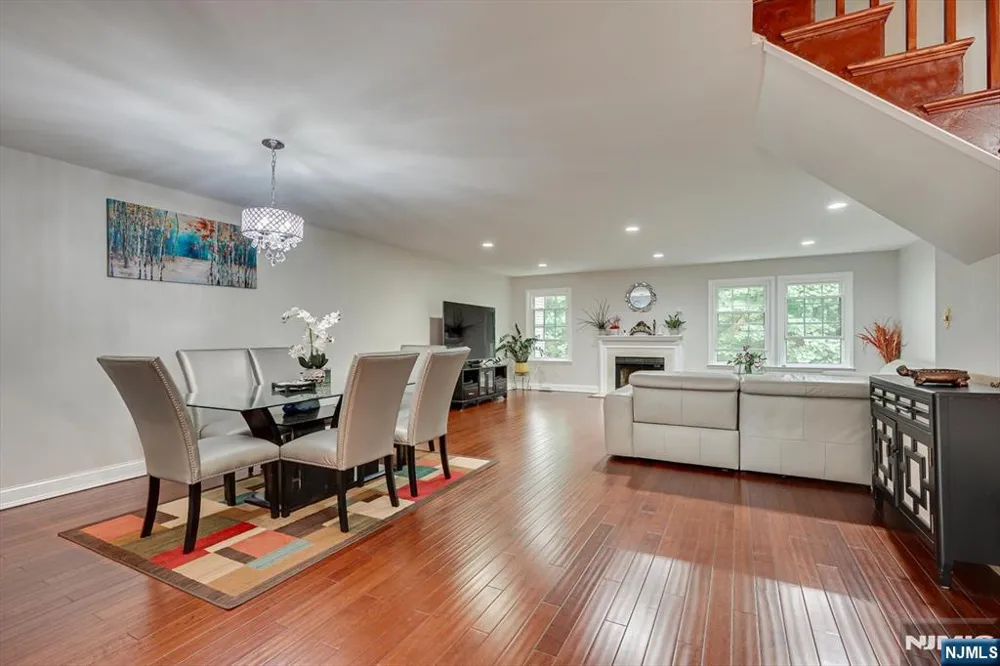 4506 Stonehedge Road 4506 Edison, NJ 08820