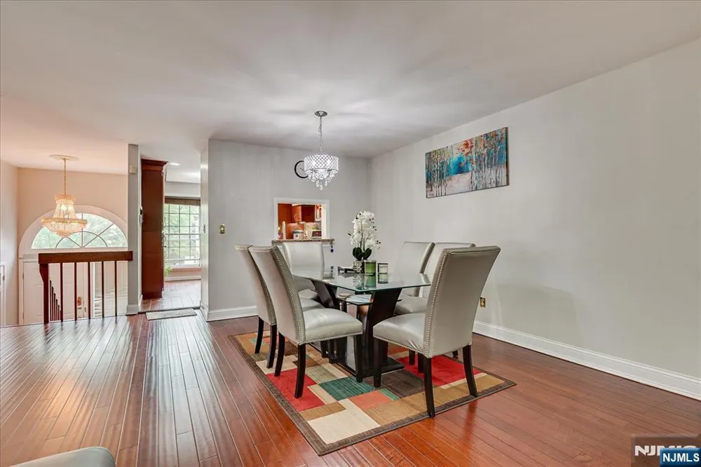 4506 Stonehedge Road 4506 Edison, NJ 08820