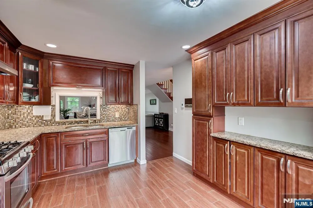 4506 Stonehedge Road 4506 Edison, NJ 08820