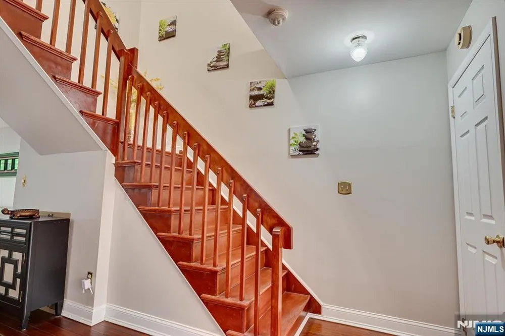 4506 Stonehedge Road 4506 Edison, NJ 08820