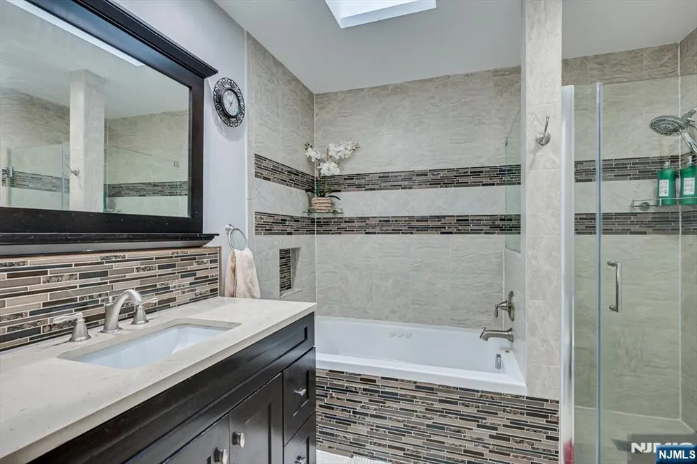 4506 Stonehedge Road 4506 Edison, NJ 08820