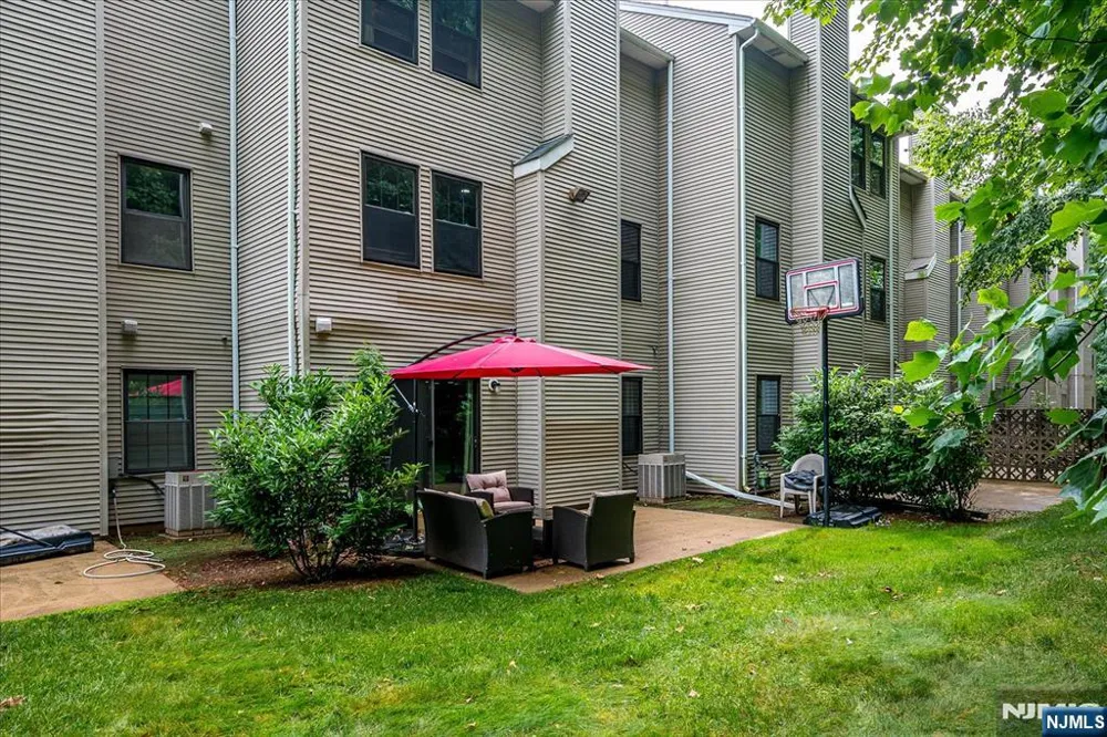 4506 Stonehedge Road 4506 Edison, NJ 08820