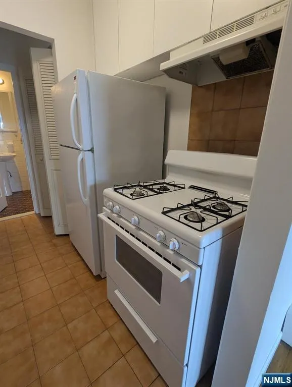 963 Boulevard East 2-3 Weehawken, NJ 07086