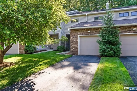 31 Lockley Court