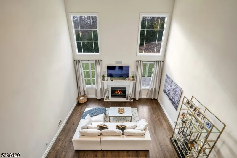 7 W Serafin Way Montville, NJ 07082