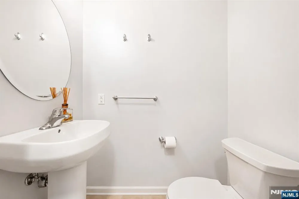 1120 Riverview Avenue 120 Englewood, NJ 07631