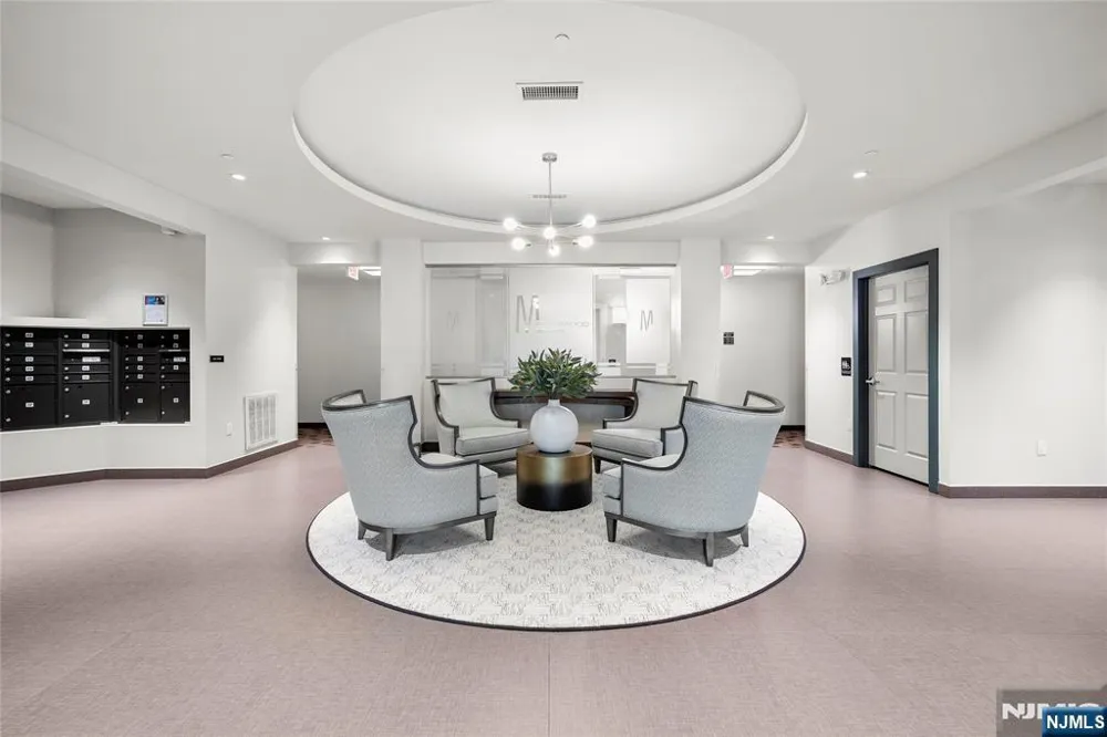 1120 Riverview Avenue 120 Englewood, NJ 07631