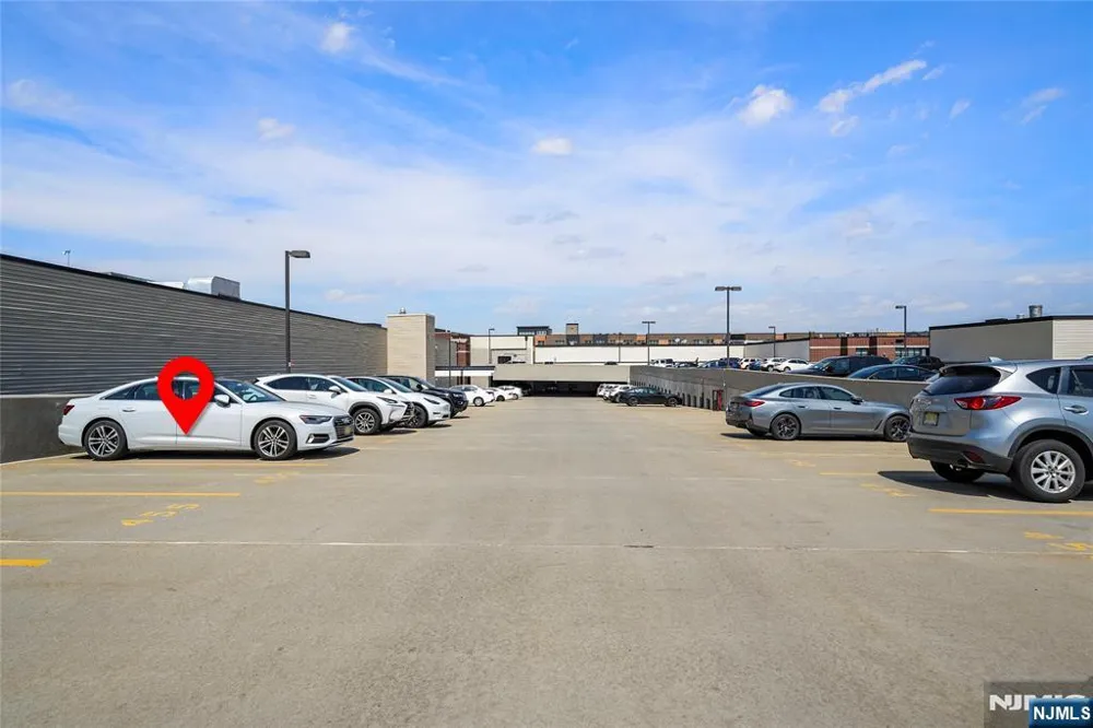 1120 Riverview Avenue 120 Englewood, NJ 07631