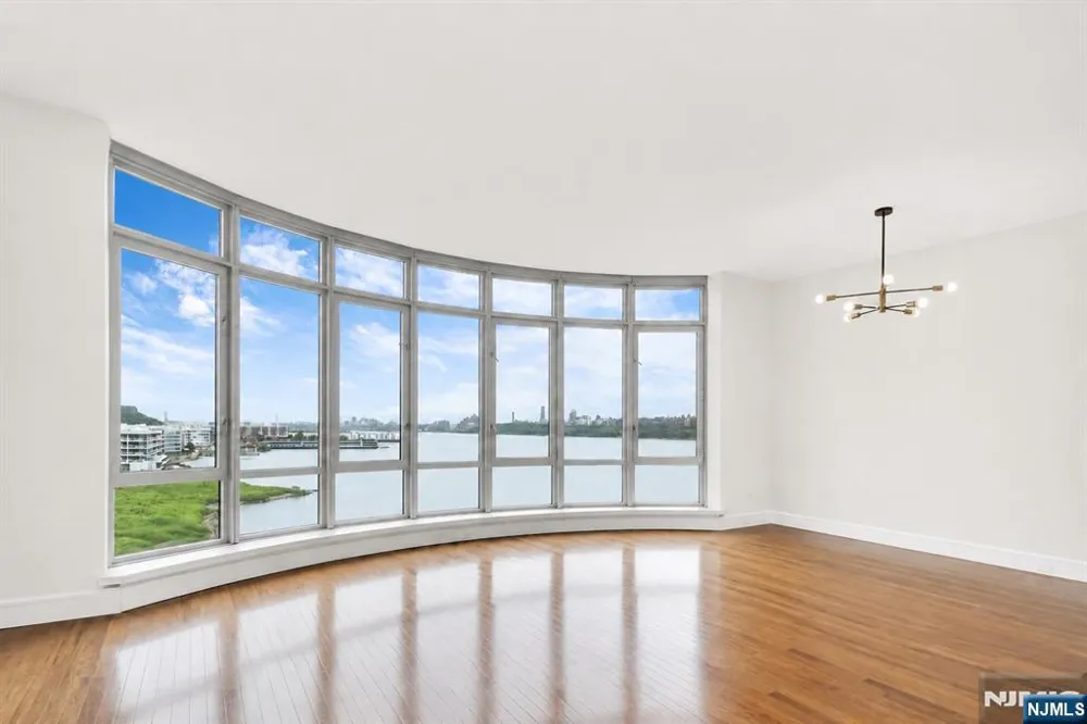 8100 River Road 905 North Bergen, NJ 07047