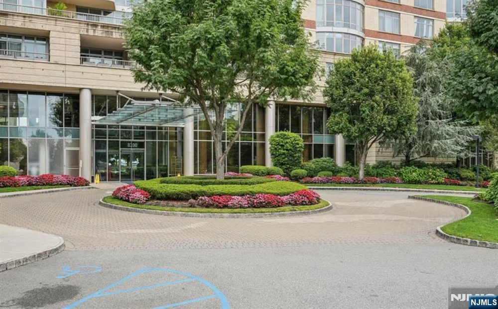 8100 River Road 905 North Bergen, NJ 07047