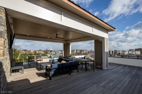 258 Morris Ave.501 #501 Unit 501