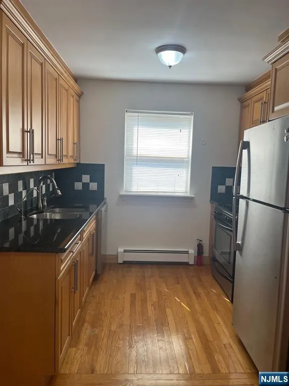 300 E Homestead Avenue B 8 Palisades Park, NJ 07650