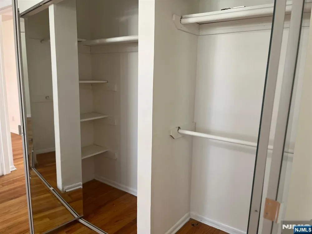 300 E Homestead Avenue B 8 Palisades Park, NJ 07650