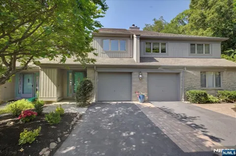 599 Apache Court