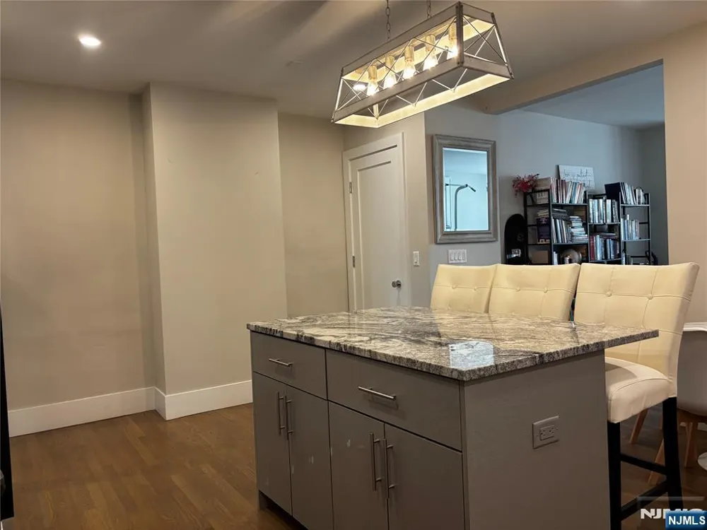 437 Stockton Place 3 Englewood, NJ 07631