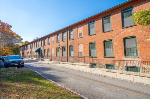 93 Park Heights Ave #2 Unit 2
