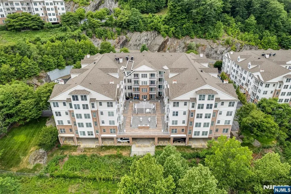 7312 Coventry Court Riverdaleugh, NJ 07457