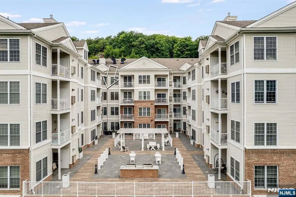 7312 Coventry Court Riverdaleugh, NJ 07457