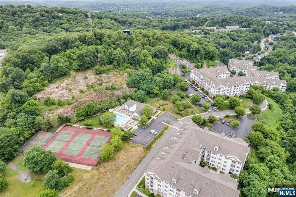 7312 Coventry Court Riverdaleugh, NJ 07457