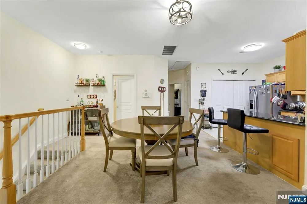 520 Victor Street 8 Saddle Brook, NJ 07663