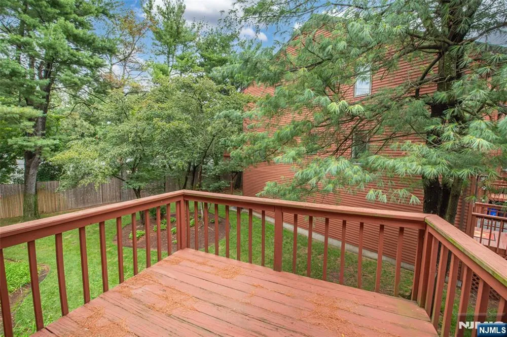 45 Sampson Street 11 Saddle Brook, NJ 07663