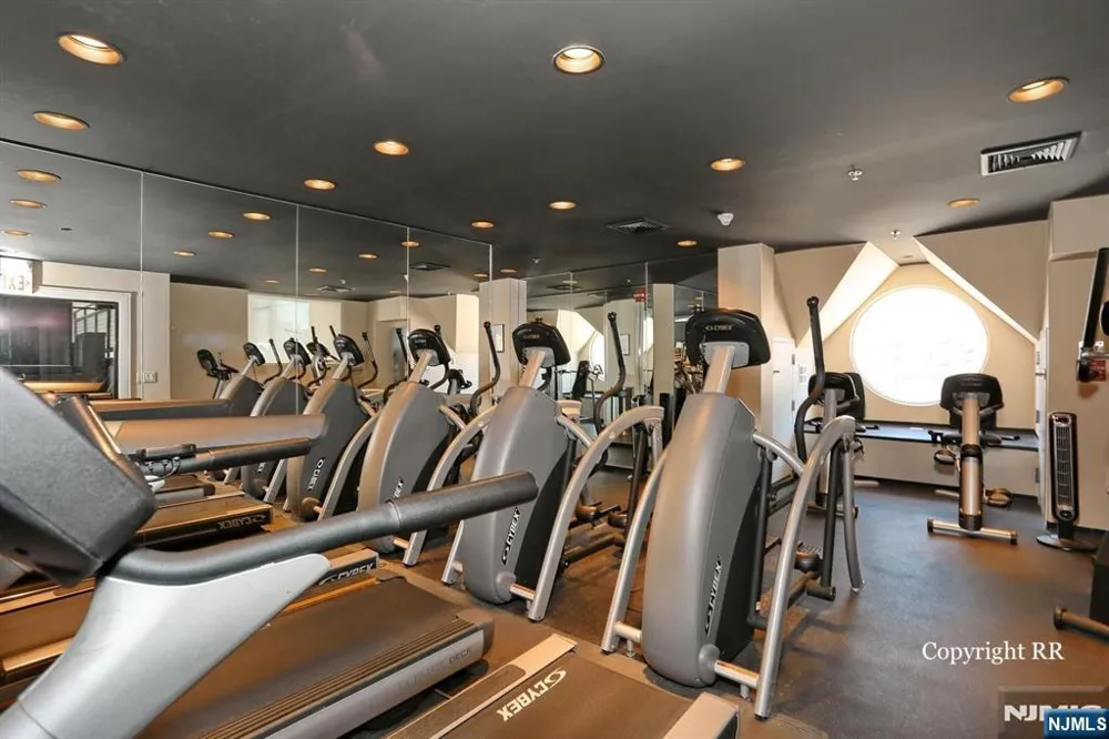 600 Harbor Boulevard 0928 Weehawken, NJ 07086