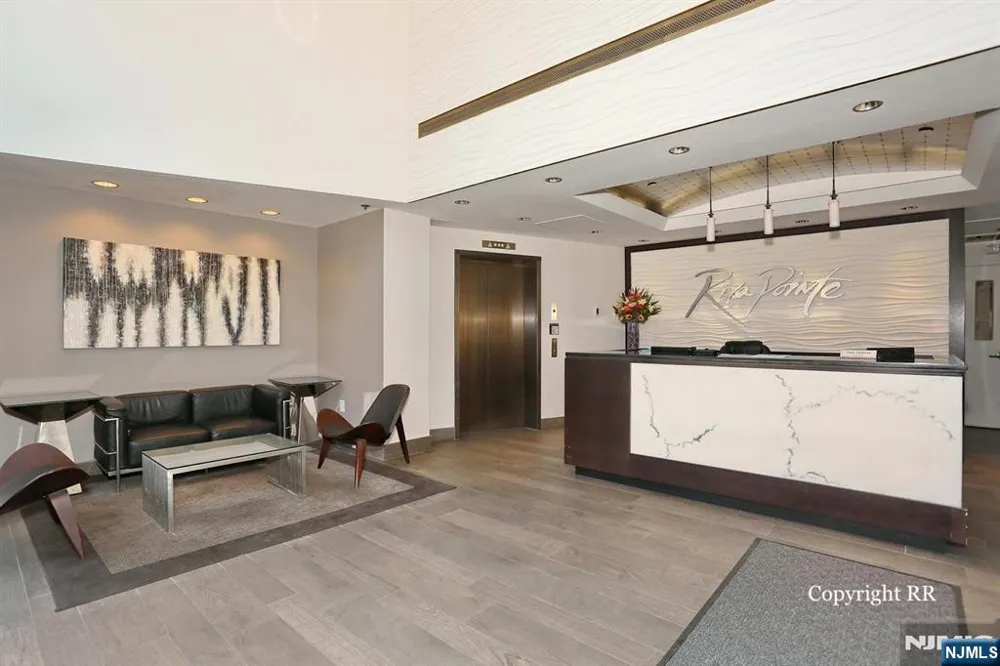 600 Harbor Boulevard 0928 Weehawken, NJ 07086