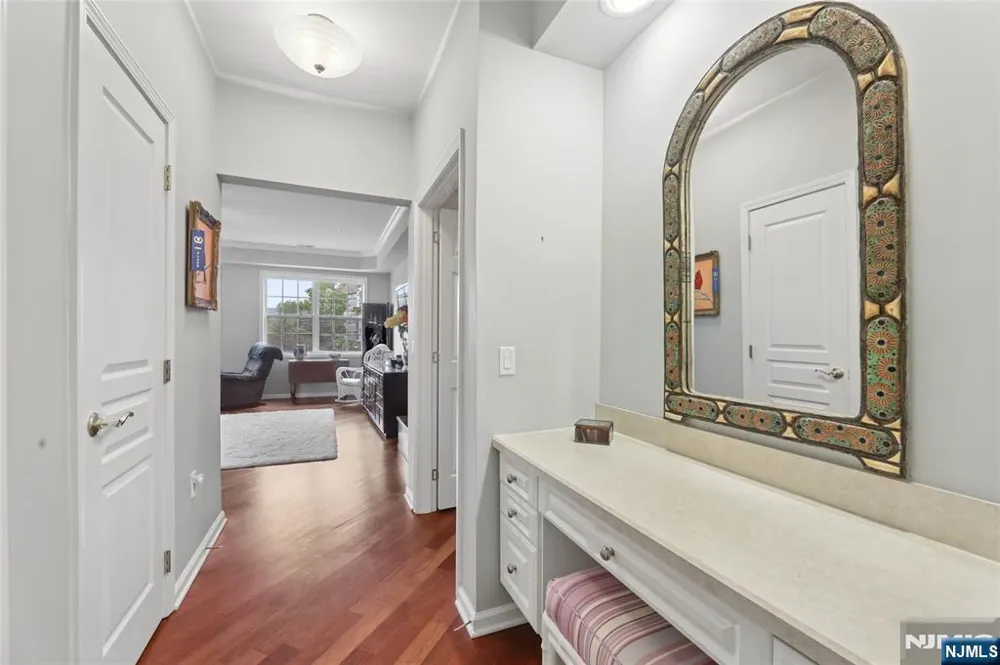 7118 Warrens Way Wanaque, NJ 07465