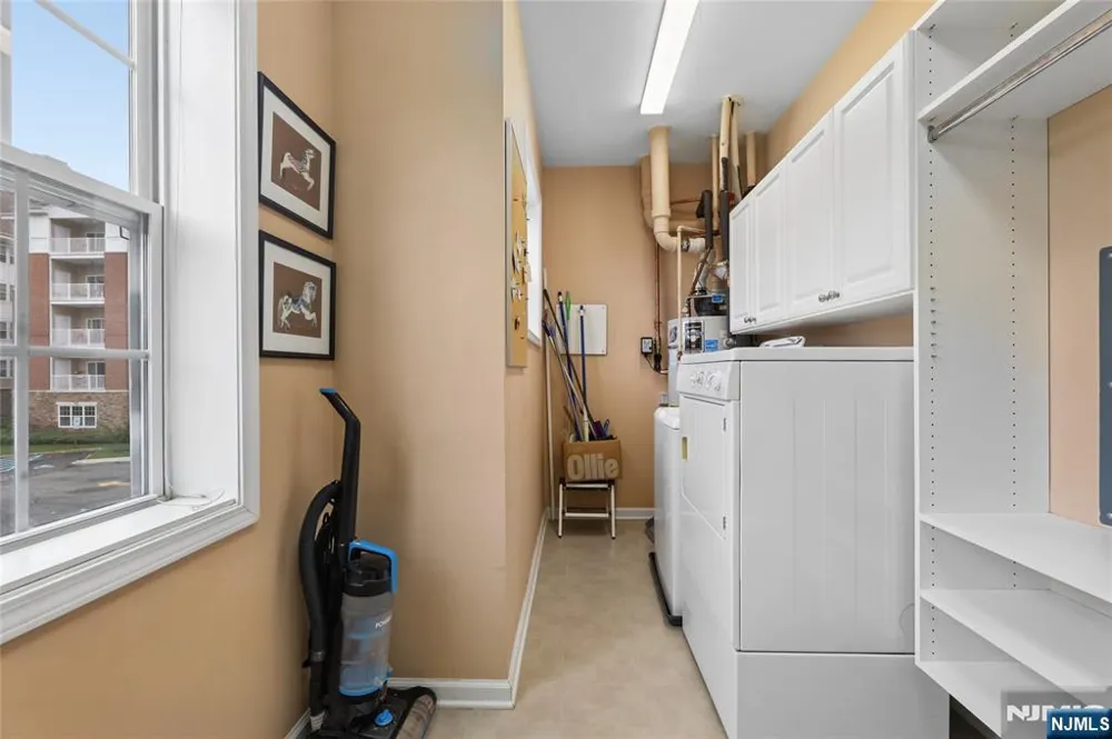 7118 Warrens Way Wanaque, NJ 07465