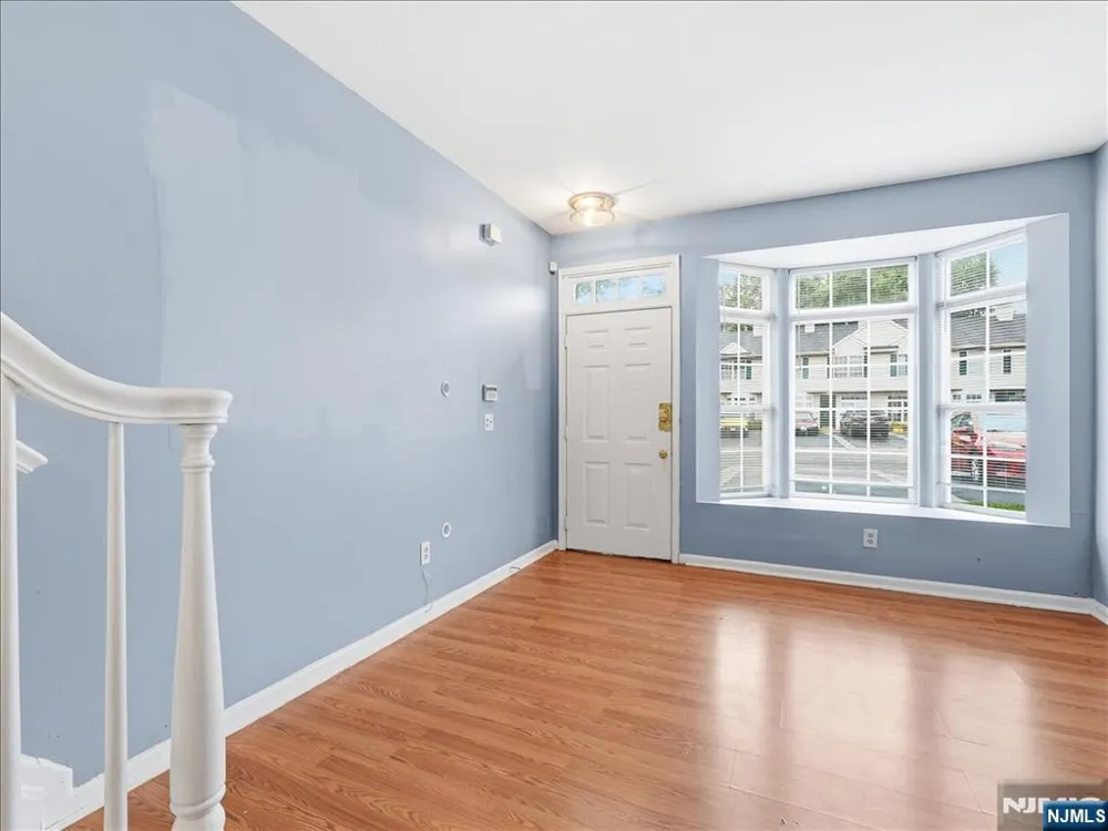 4 Derby Street 2 East Orange, NJ 07018