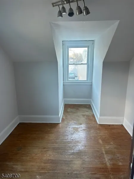 309 Mccandless St Linden City, NJ 07036