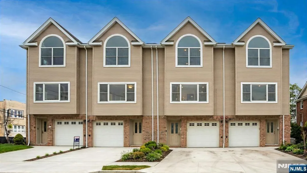 234 5th Street Fairview, NJ 07022