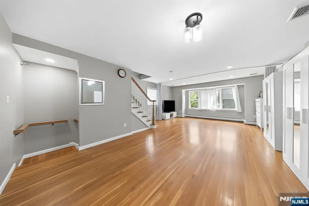 234 5th Street Fairview, NJ 07022