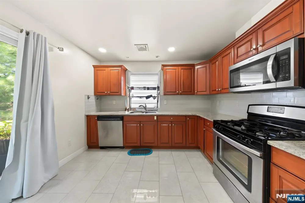 234 5th Street Fairview, NJ 07022