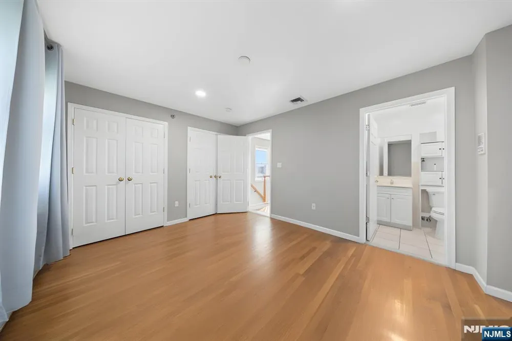 234 5th Street Fairview, NJ 07022
