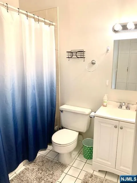 170 Lafayette Avenue 3H Passaic, NJ 07055