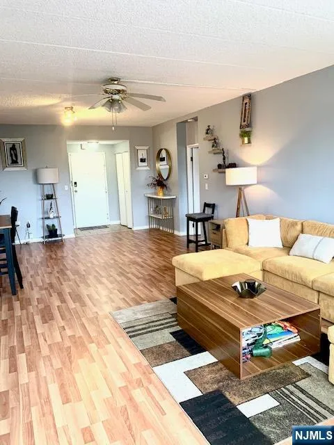 170 Lafayette Avenue 3H Passaic, NJ 07055