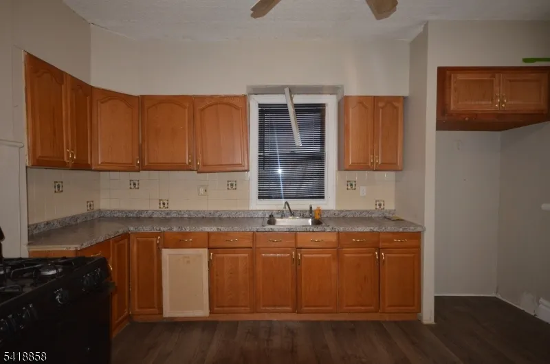 899 S 18Th St #1 Unit 1 Newark City, NJ 07108