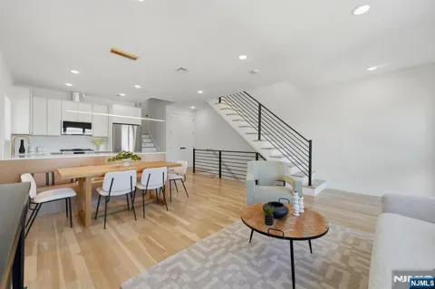 98 Western Avenue 2