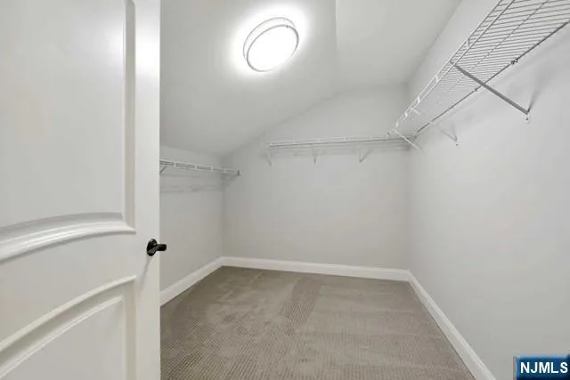 2315 The Plaza Plaza Tenafly, NJ 07670