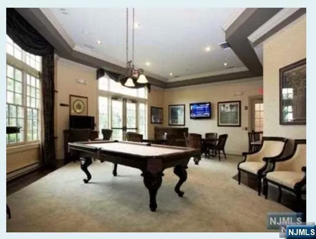 2315 The Plaza Plaza Tenafly, NJ 07670