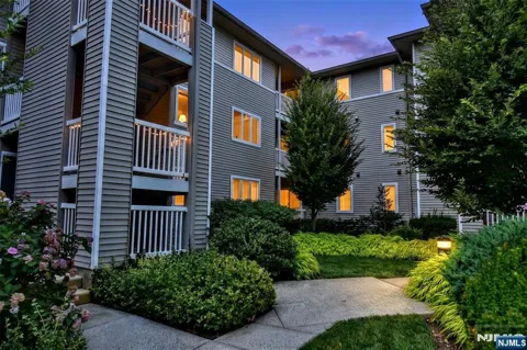 125 Orchard Park