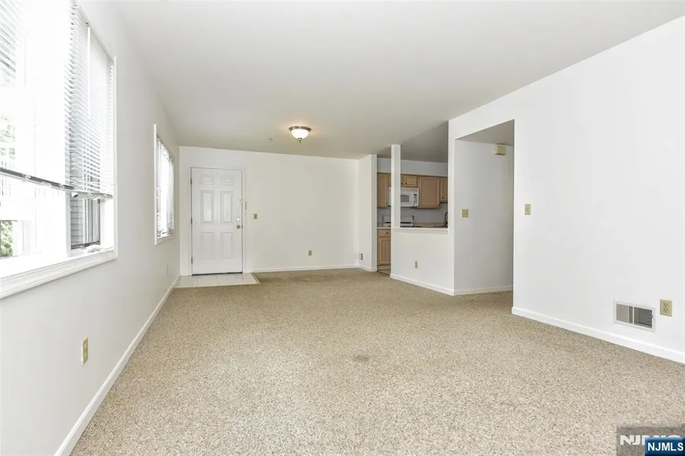 125 Orchard Park Allendale, NJ 07401