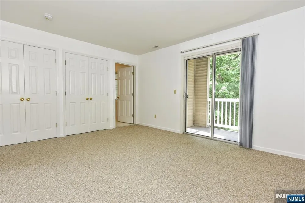 125 Orchard Park Allendale, NJ 07401