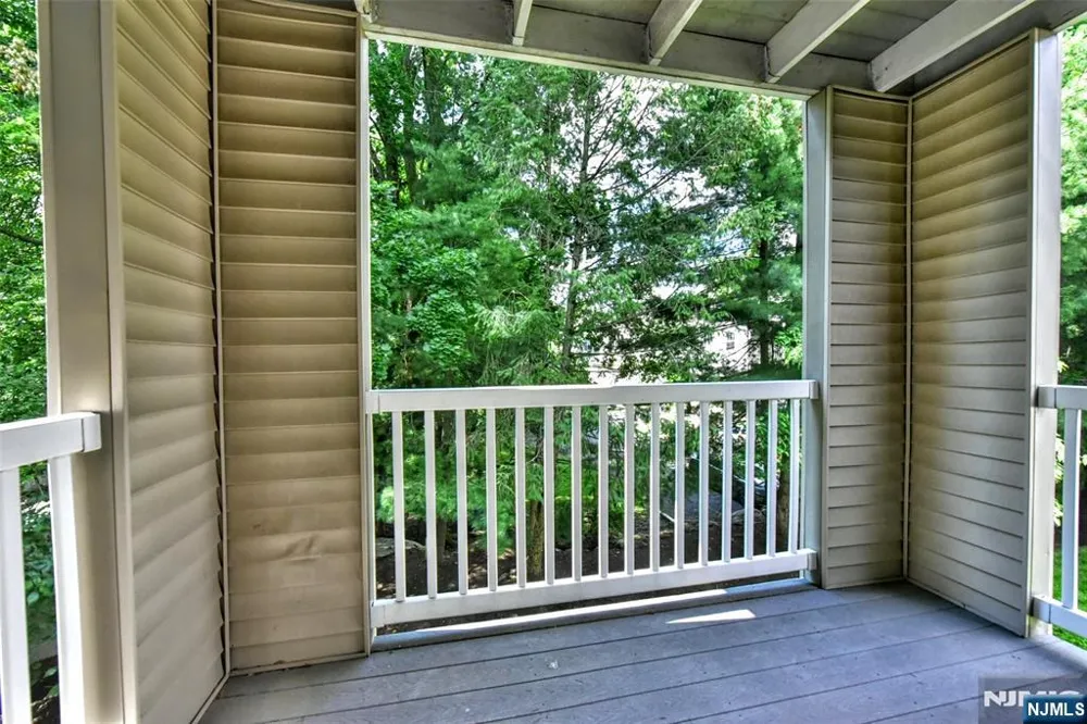 125 Orchard Park Allendale, NJ 07401