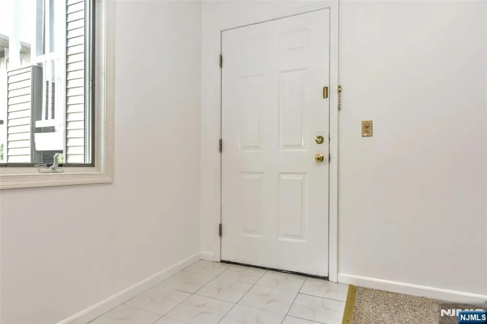 125 Orchard Park Allendale, NJ 07401