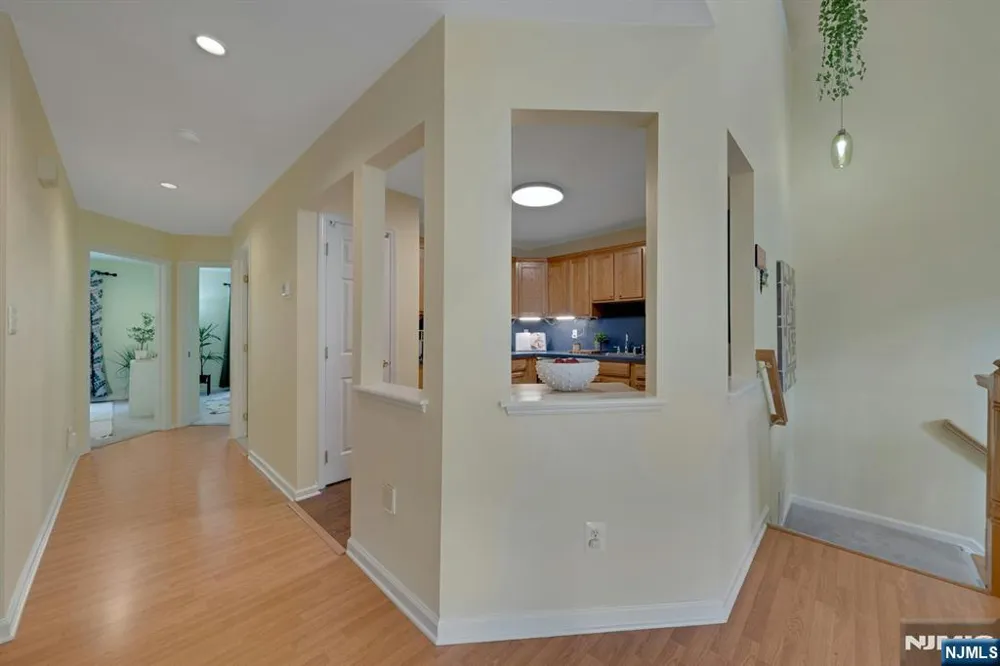 326 Winthrop Drive Nutley, NJ 07110