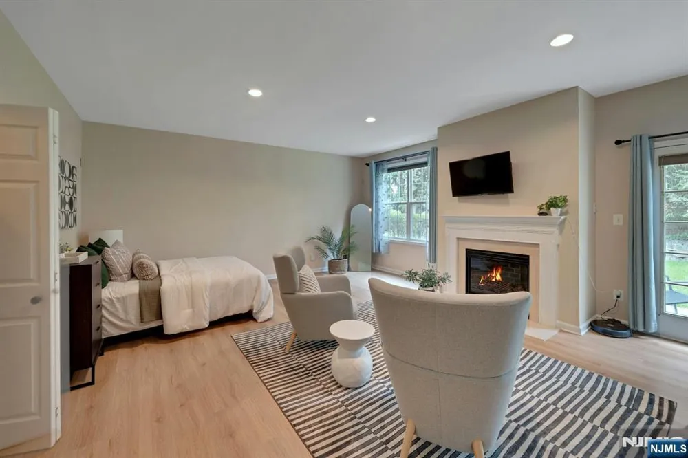 326 Winthrop Drive Nutley, NJ 07110